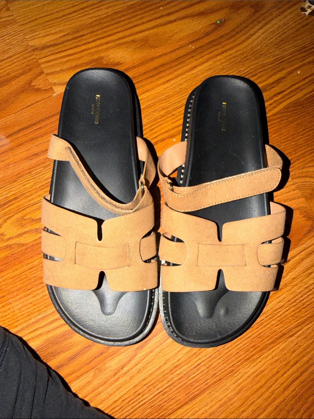 Women’s sandals